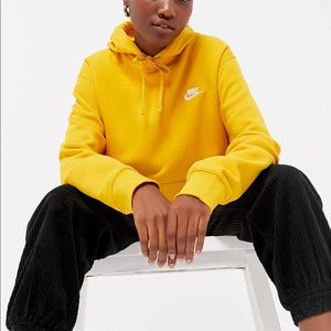 Urban Outfitters NIKE sweatshirt
